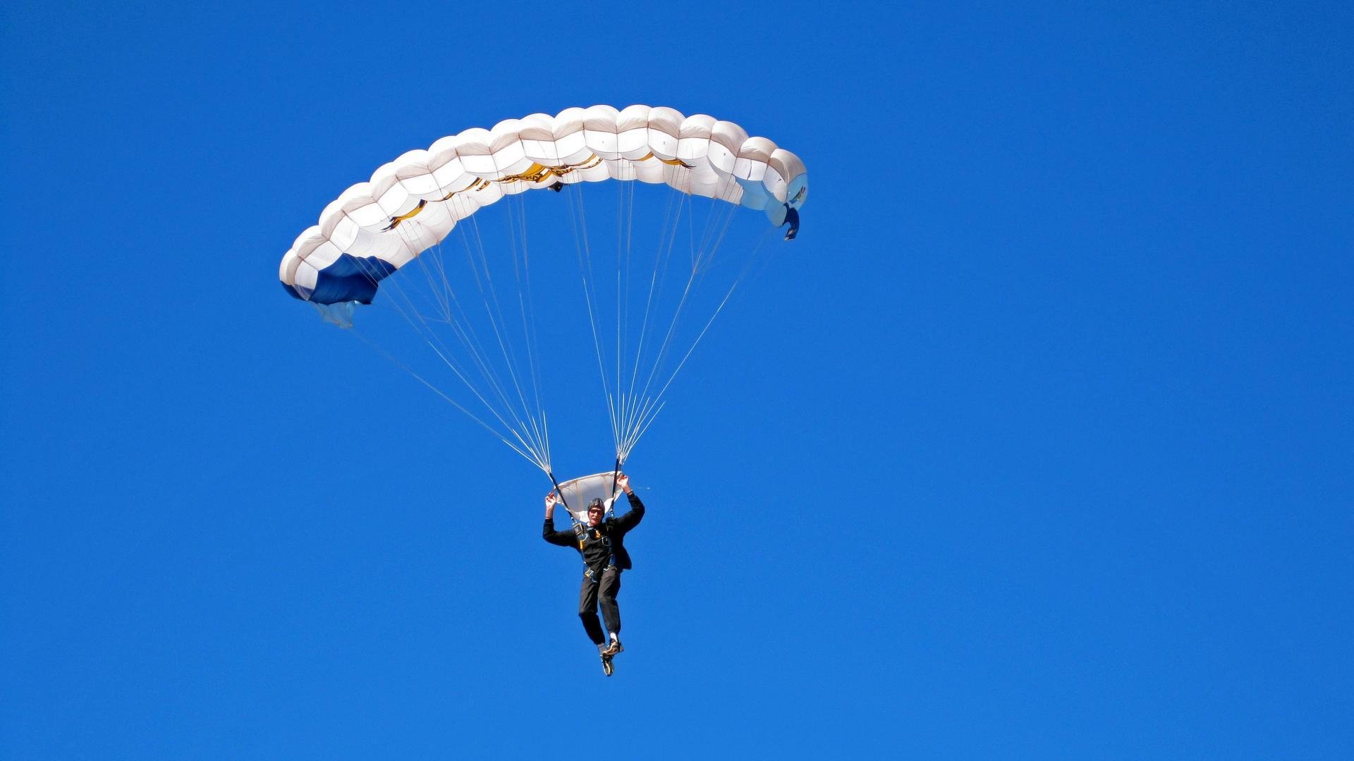 中国篮球联赛观众行为分析与市场营销策略，篮球比赛观众体验和参与的重要性